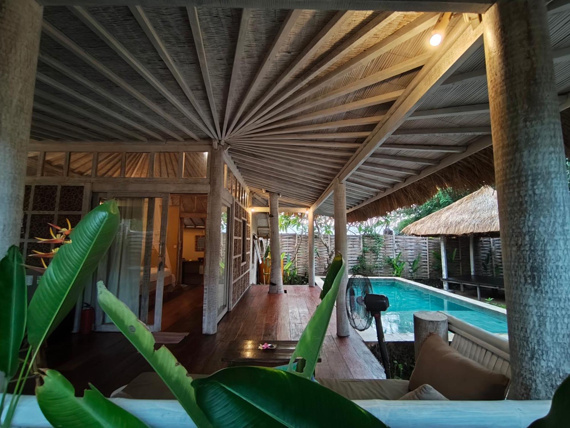 Villa Ibu Гили Траванган Экстерьер фото